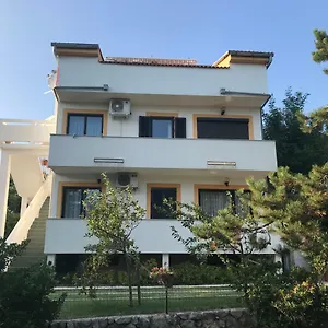 Lena Appartamento Baška